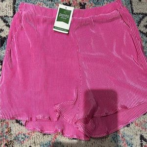 shorts NWT